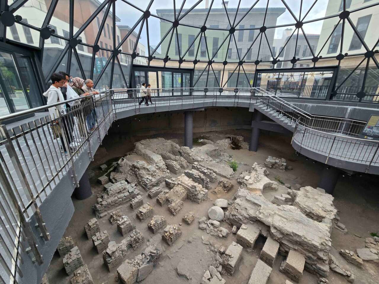 Konya’daki Selçuklu hamamı turistlerin ilgi odağı oldu 4